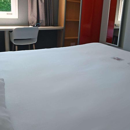 Отель Ibis Сент Экстерьер фото